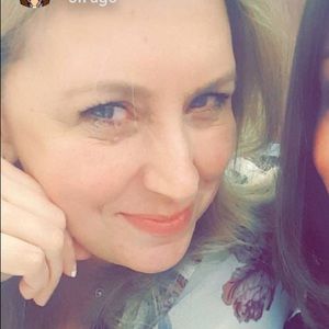 Meet your Posher, Christal